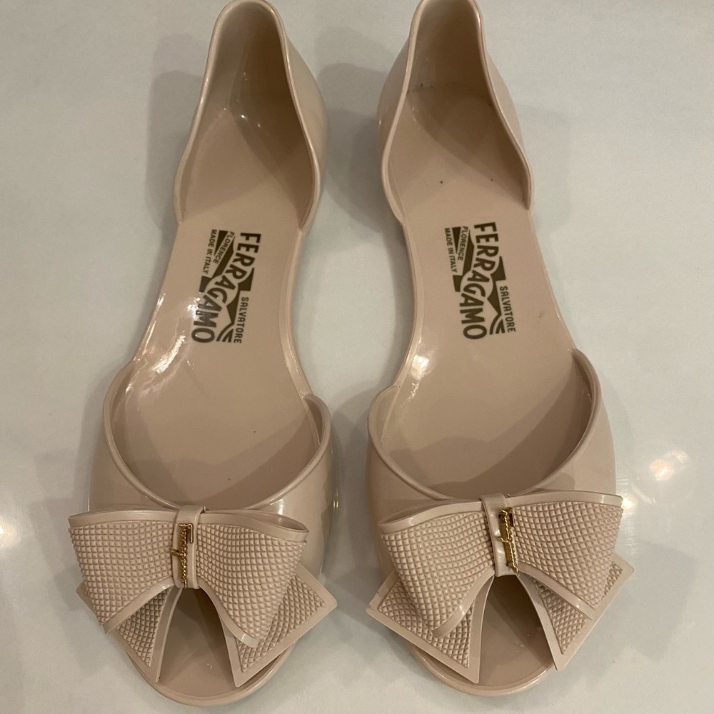 Salvatore Ferragamo flats. Barbados jelly flat sz 10 (fit like 9)